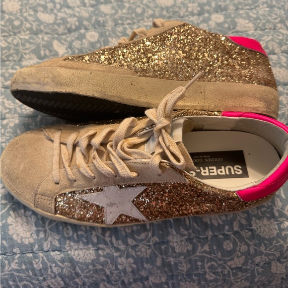 Golden Goose Super Star Classics - Picture 1 of 6